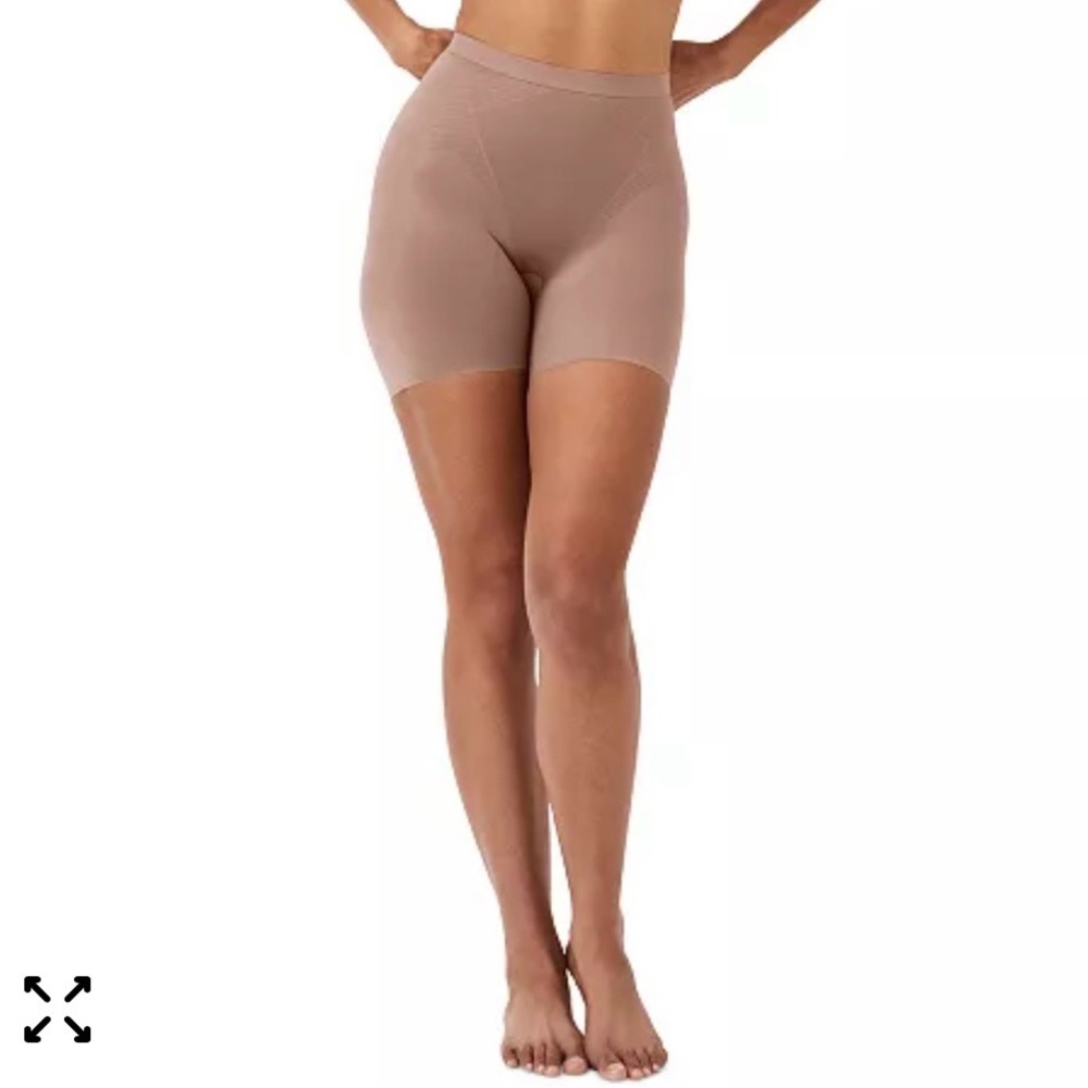 SPANX Thinstincts 2.0 High-Waisted Mid-Thigh Girl Shorts in Café au Lait- NWT
